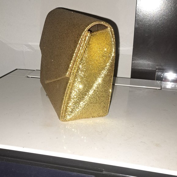 Cute small clutche - Picture 2 of 4